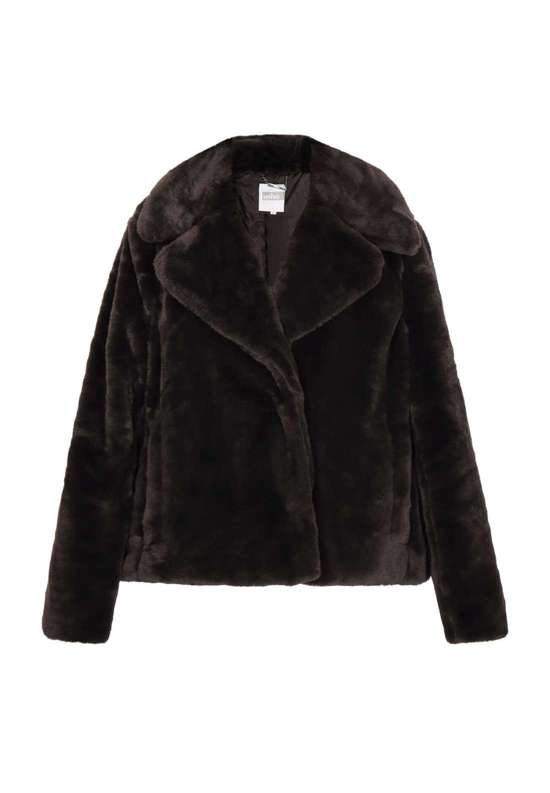 темно-коричневый