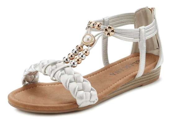 серебристо-серый