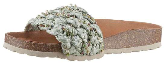 пастельно-зеленый