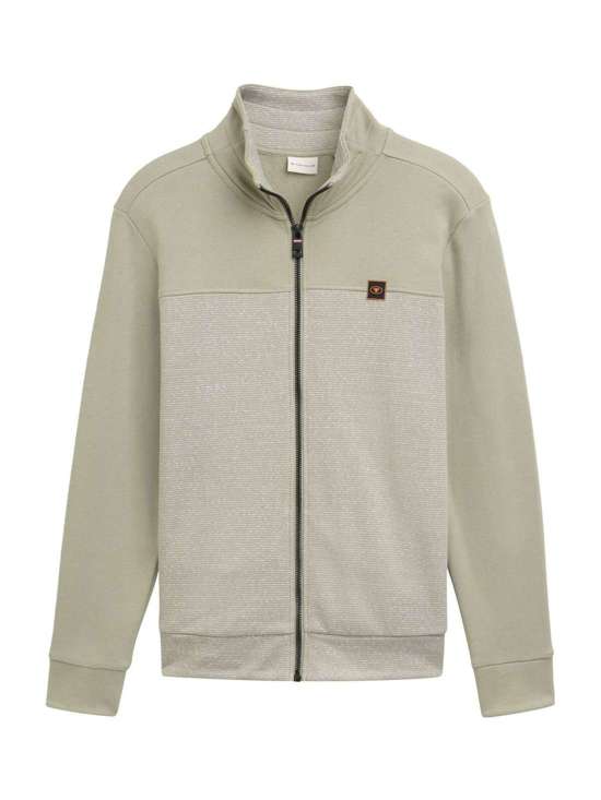 пастельно-зеленый