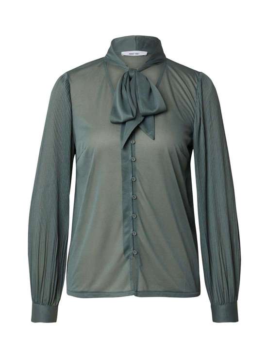 темно-зеленый