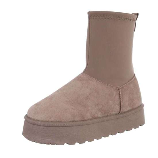 светло-коричневый