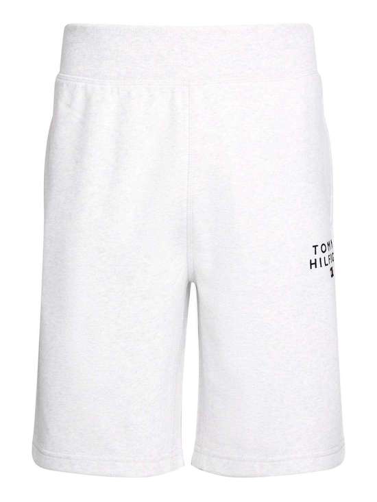 светло-серый