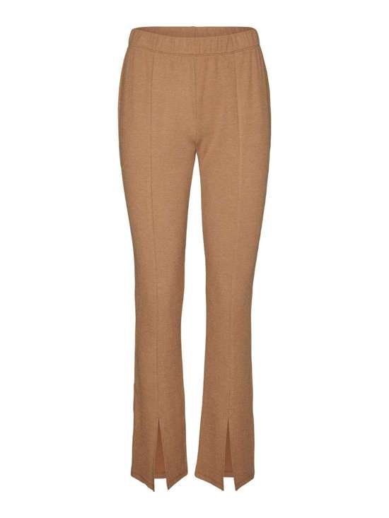 светло-коричневый