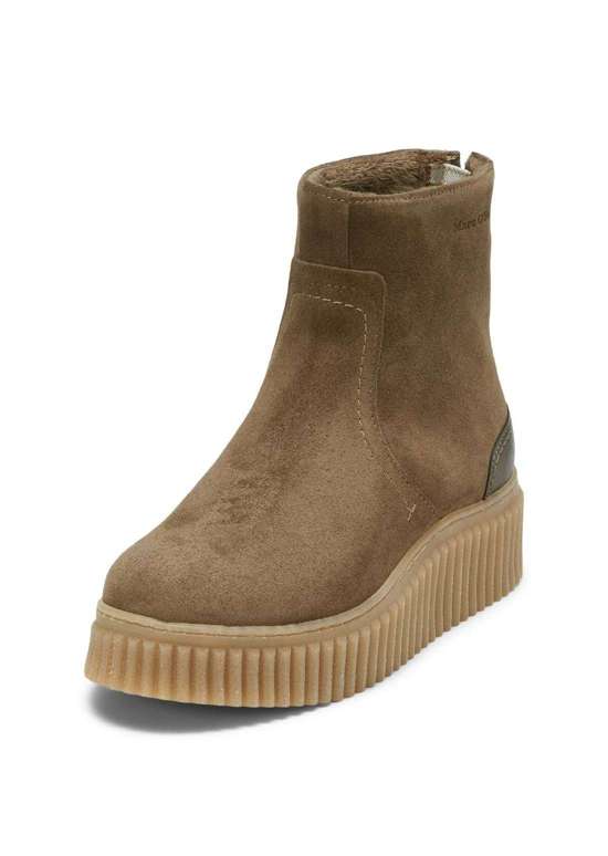 светло-коричневый