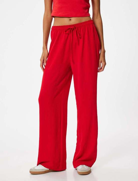 ярко-красный