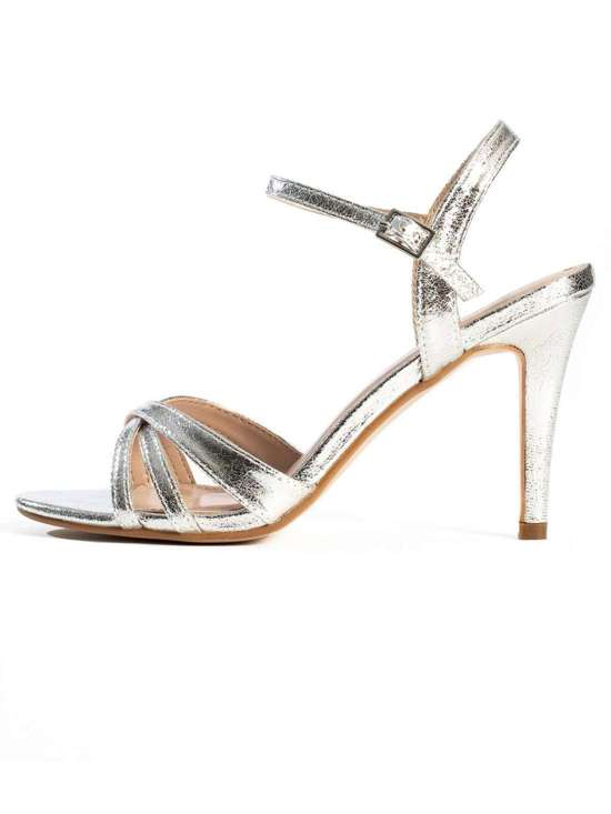 серебристый