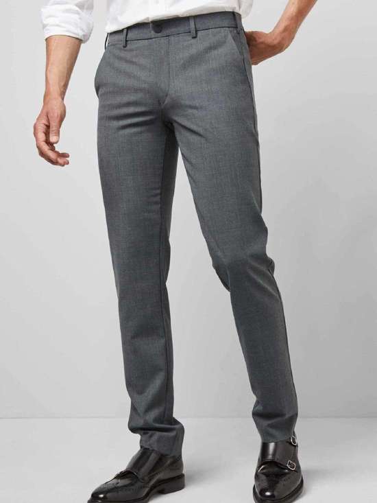 темно-серый