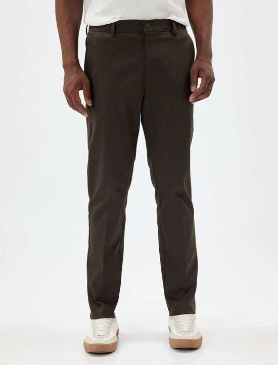 коричневый