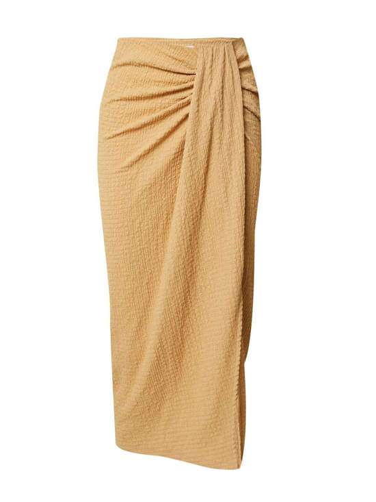 коричневый