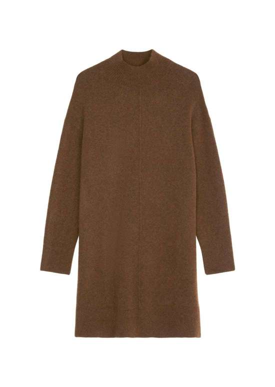 темно-коричневый