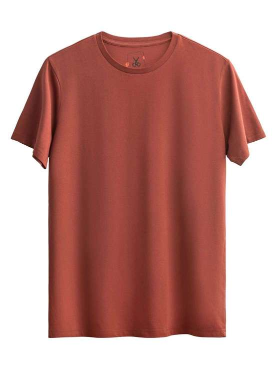 красный ржавый 