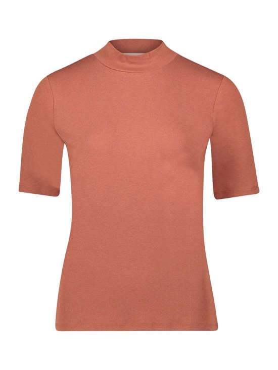 коричневый