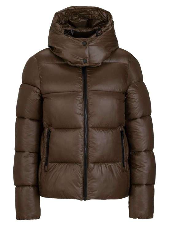 темно-зеленый