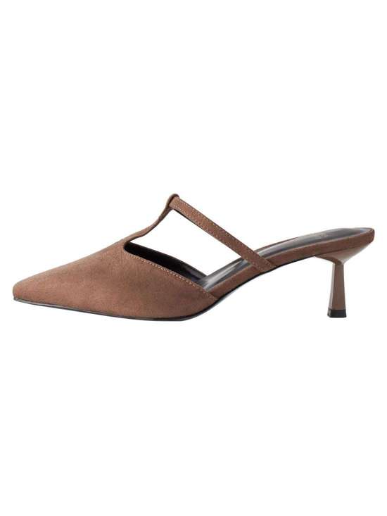 коричневый