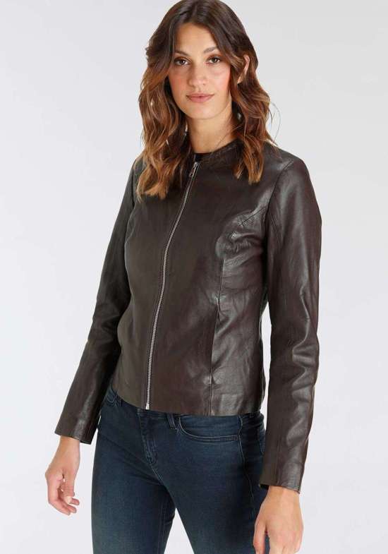 коричневый