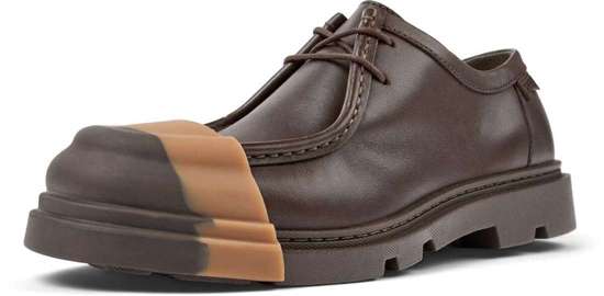 темно-коричневый