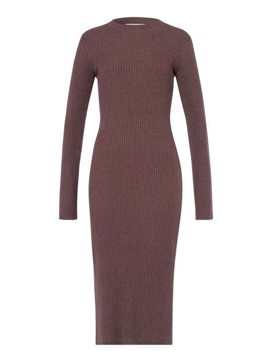 коричневый