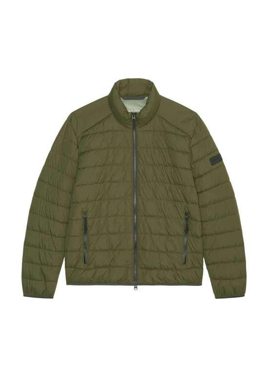 темно-зеленый