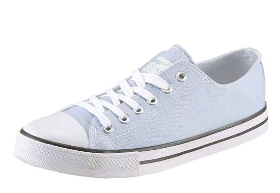 светло-синий