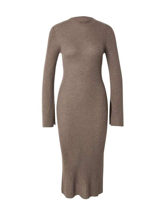 коричневый