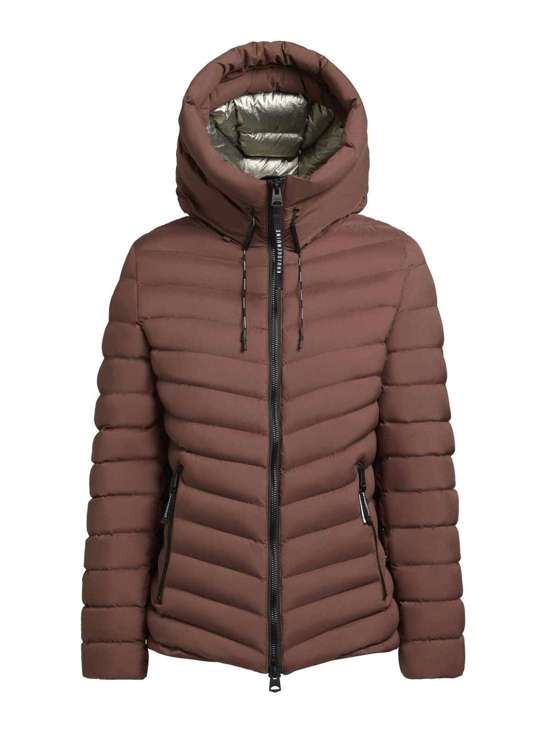 красный ржавый 