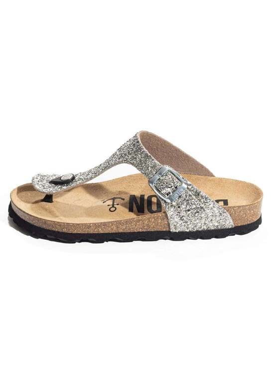 серебристый