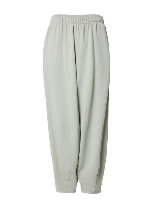 пастельно-зеленый