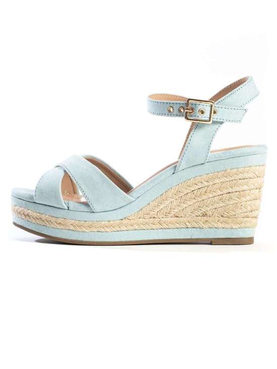 светло-синий