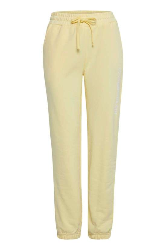 желтый лимон