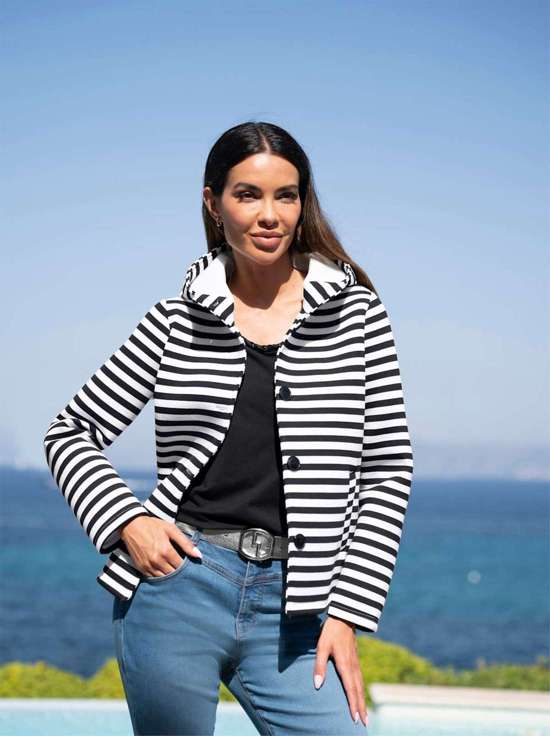 черный -экрю-в полоску