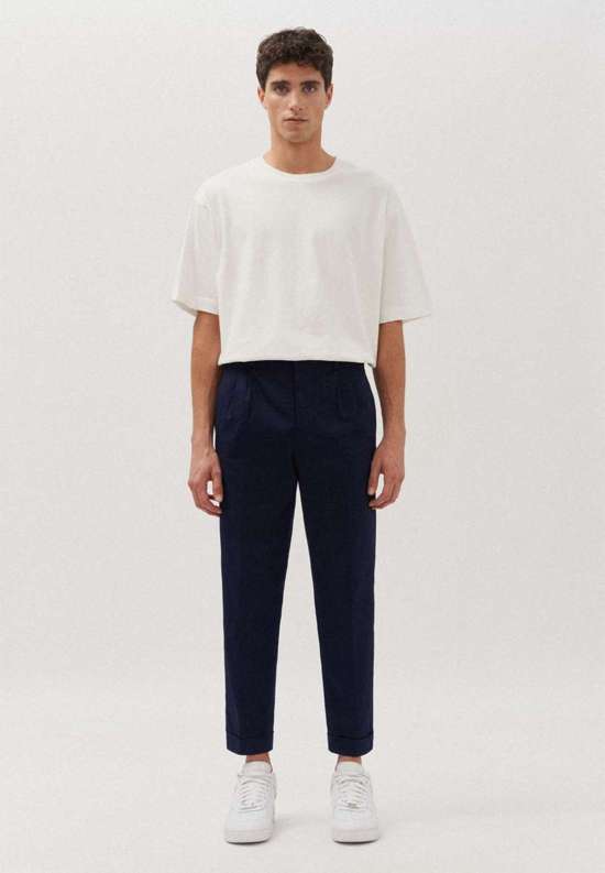 темно-синий