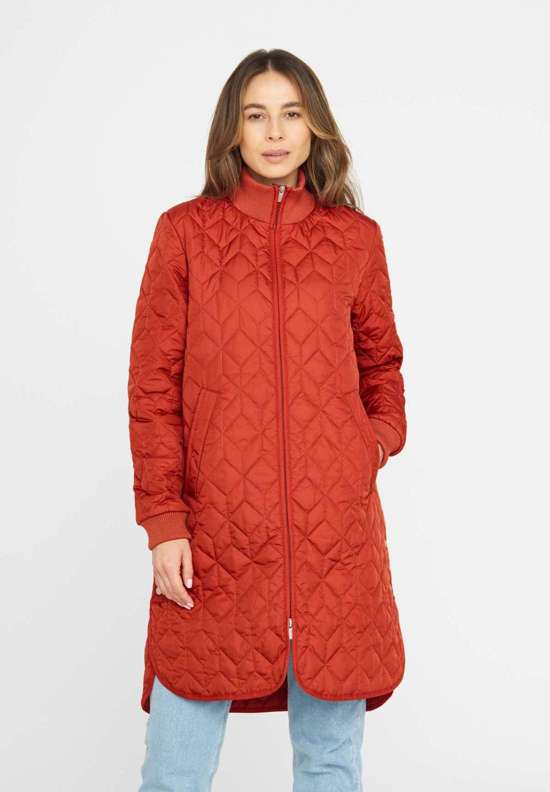 красно-коричневый