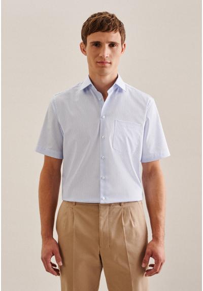 Деловая рубашка, стандартные короткие рукава, воротник «Кент», полоски.