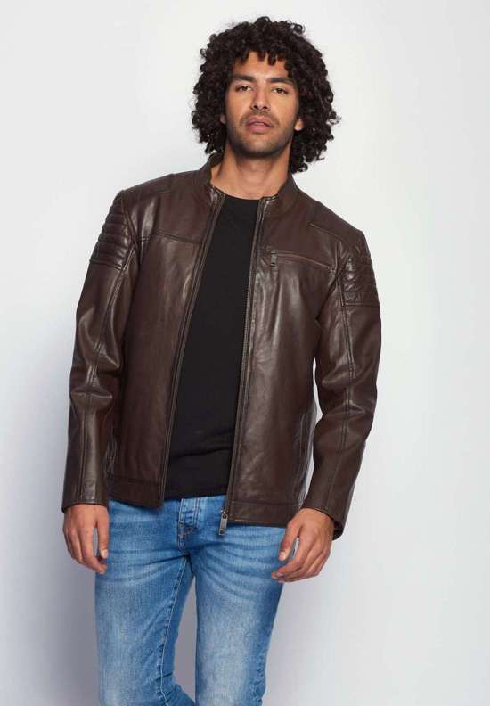 коричневый