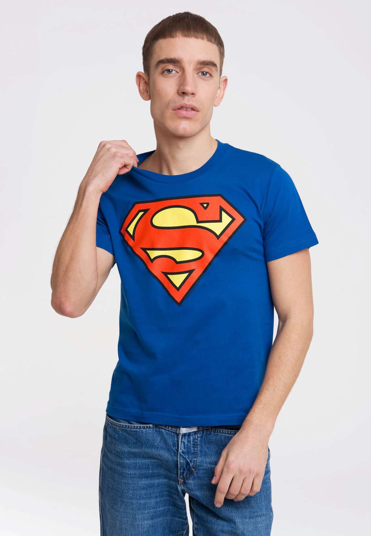 Футболка с модным логотипом Супермена