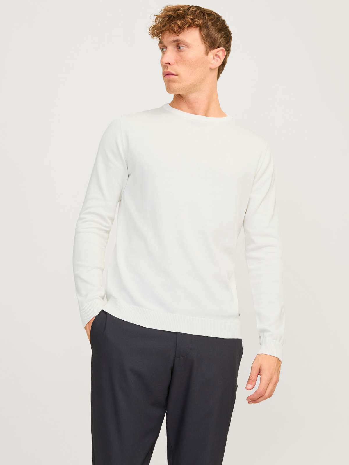 Свитер с круглым вырезом»JJEBASIC KNIT CREW NECK NOOS«