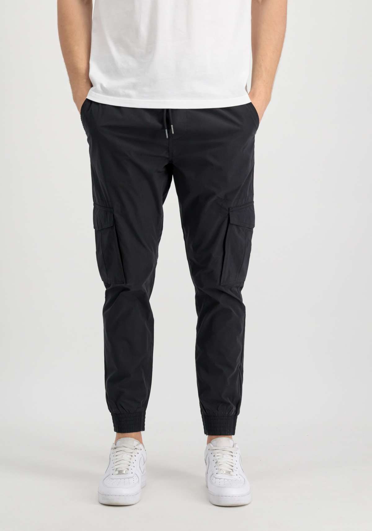 Спортивные штаны»Men - Pants Nylon Cargo Jogger«