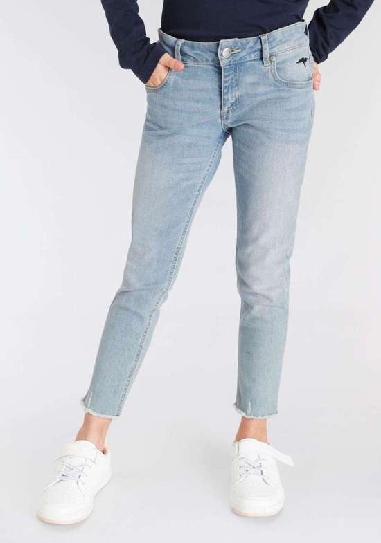 Джинсы 7/8 с разрезом по краю