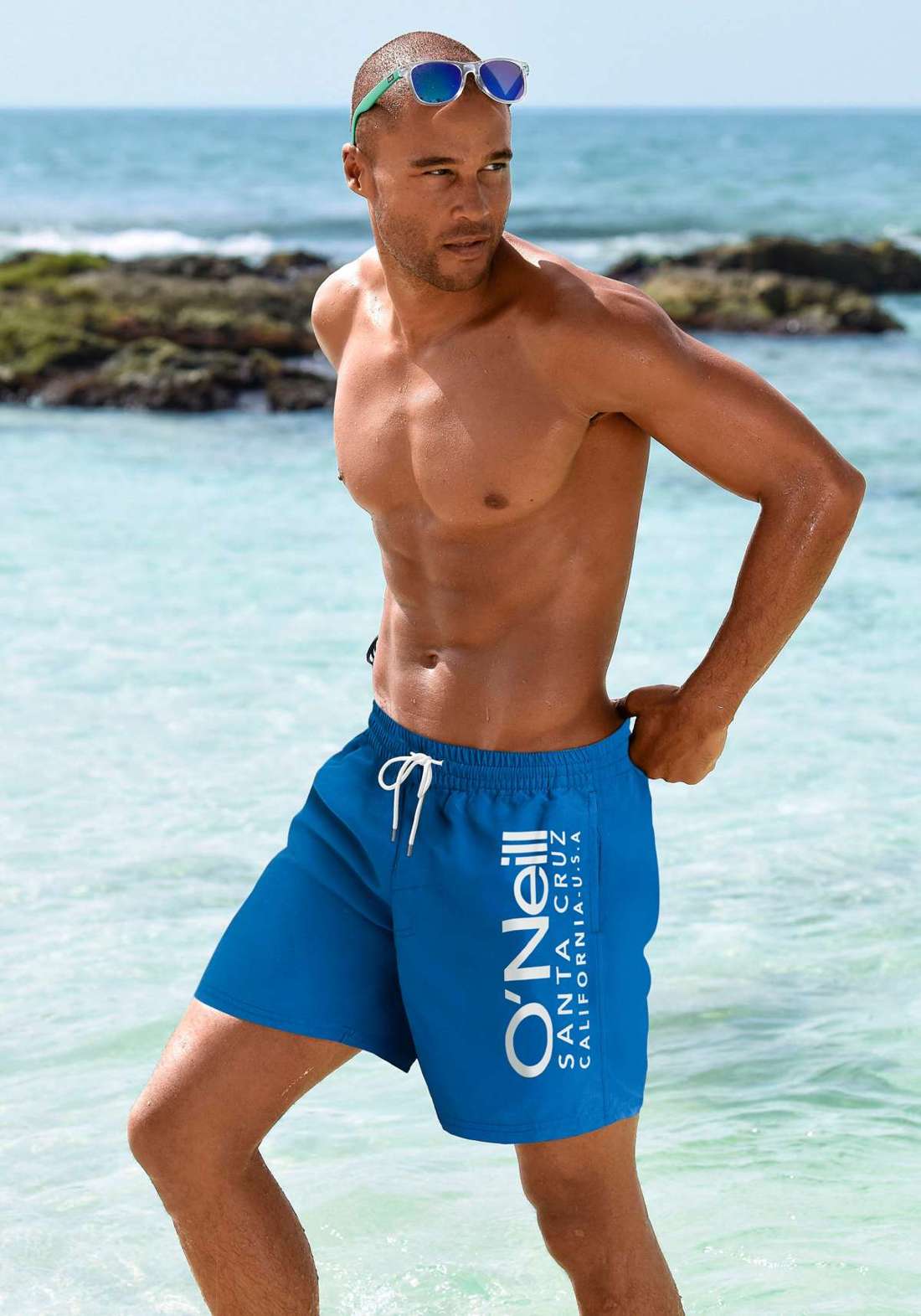 Шорты для плавания в модных однотонных цветах. ORIGINAL CALI 16`` SWIM SHORTS