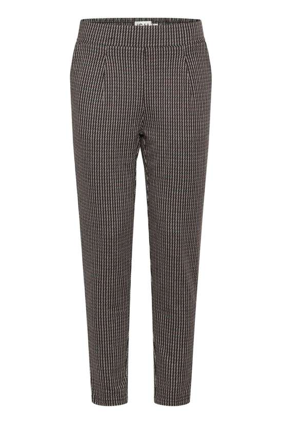 красно-коричневый