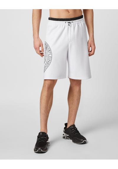 0102 / white/black