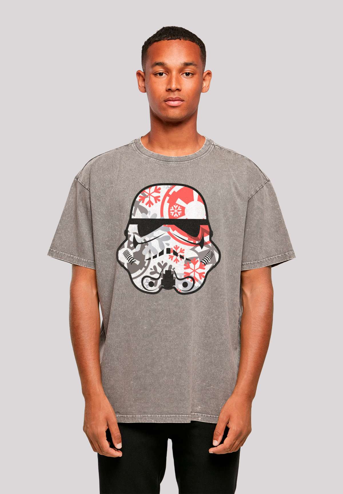 футболка Star Wars Trooper Head Snoflakes