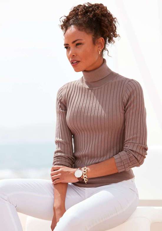 темно-серый