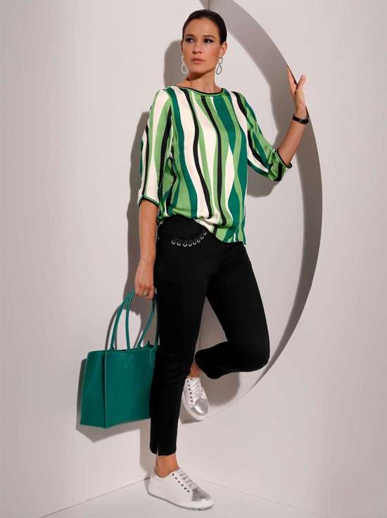 Атласная блузка