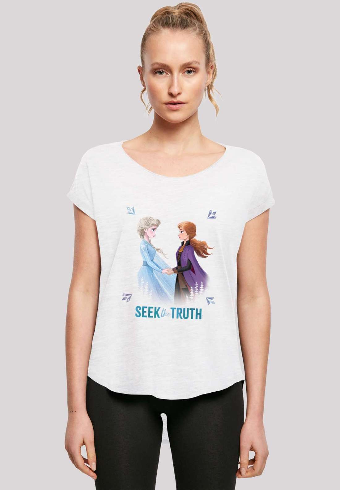 футболка Disney Frozen 2 Elsa And Anna Seek The Truth