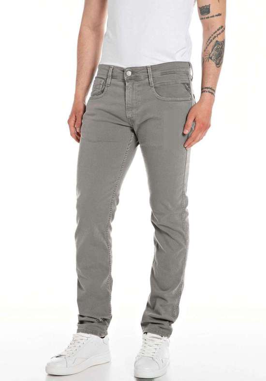medium grey 176