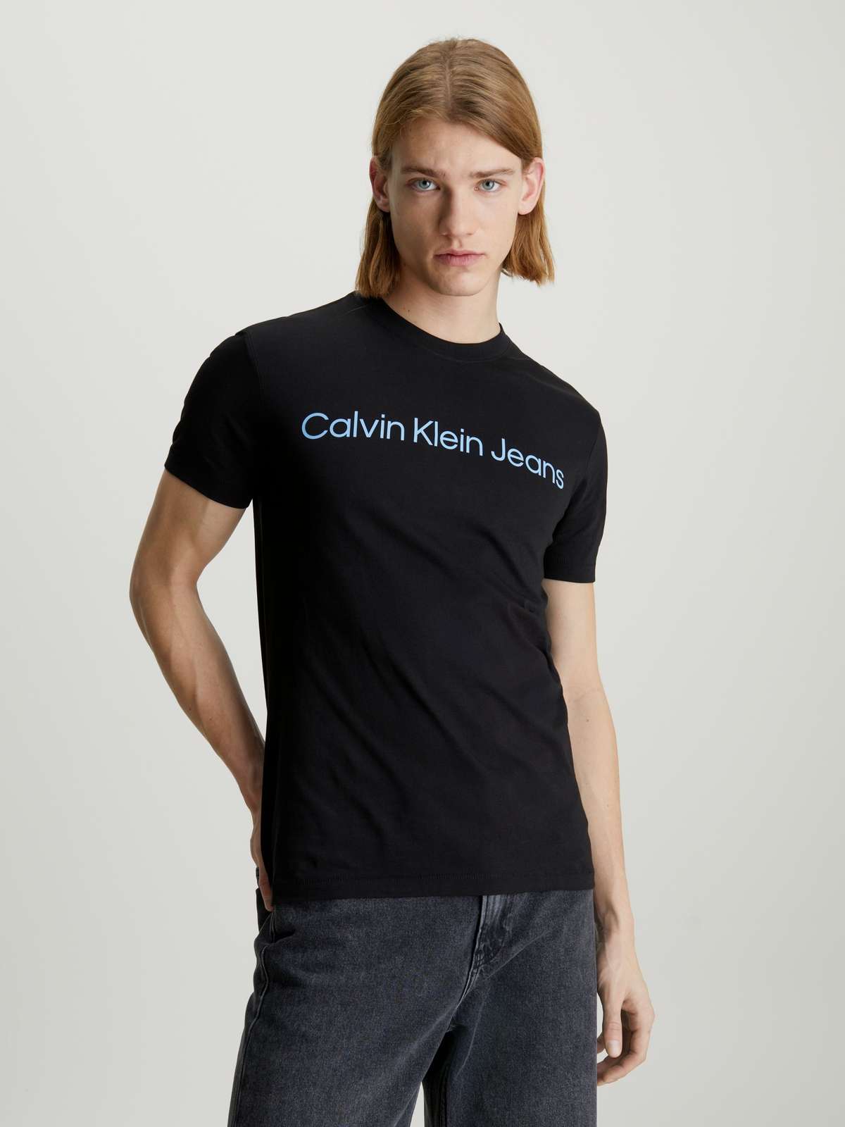 Футболка с надписью-логотипом Calvin Klein INSTITUTIONAL LOGO