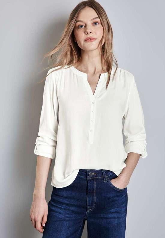 грязно-белый