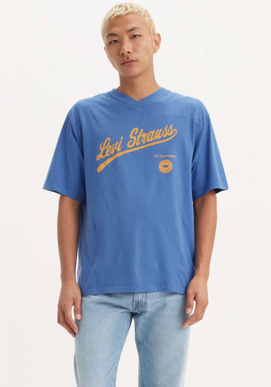 Футболка спортивного вида GRAPHIC VNECK TEE